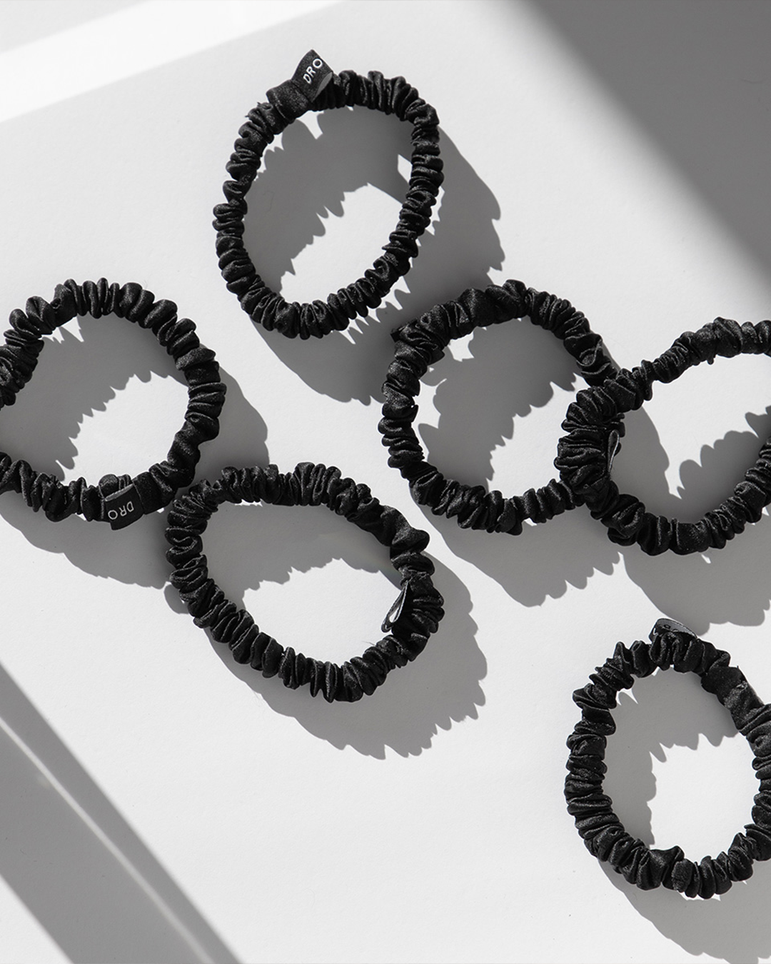 Skinny Scrunchie - 6 Black Jade