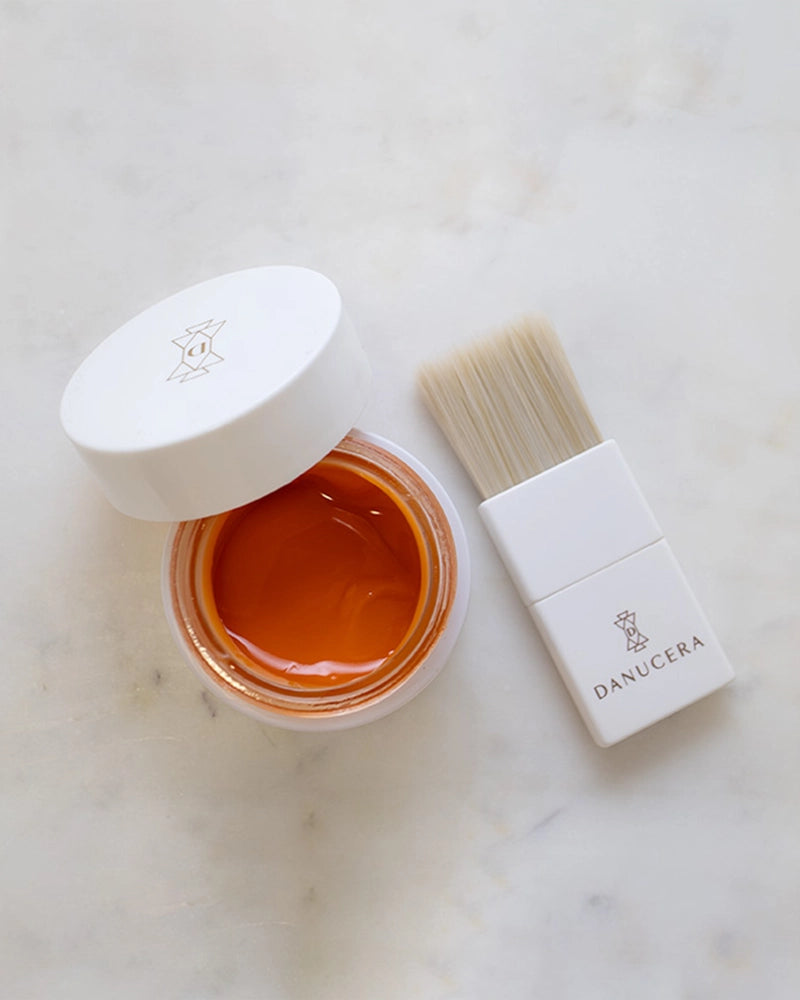 DANUCERA BRUSH