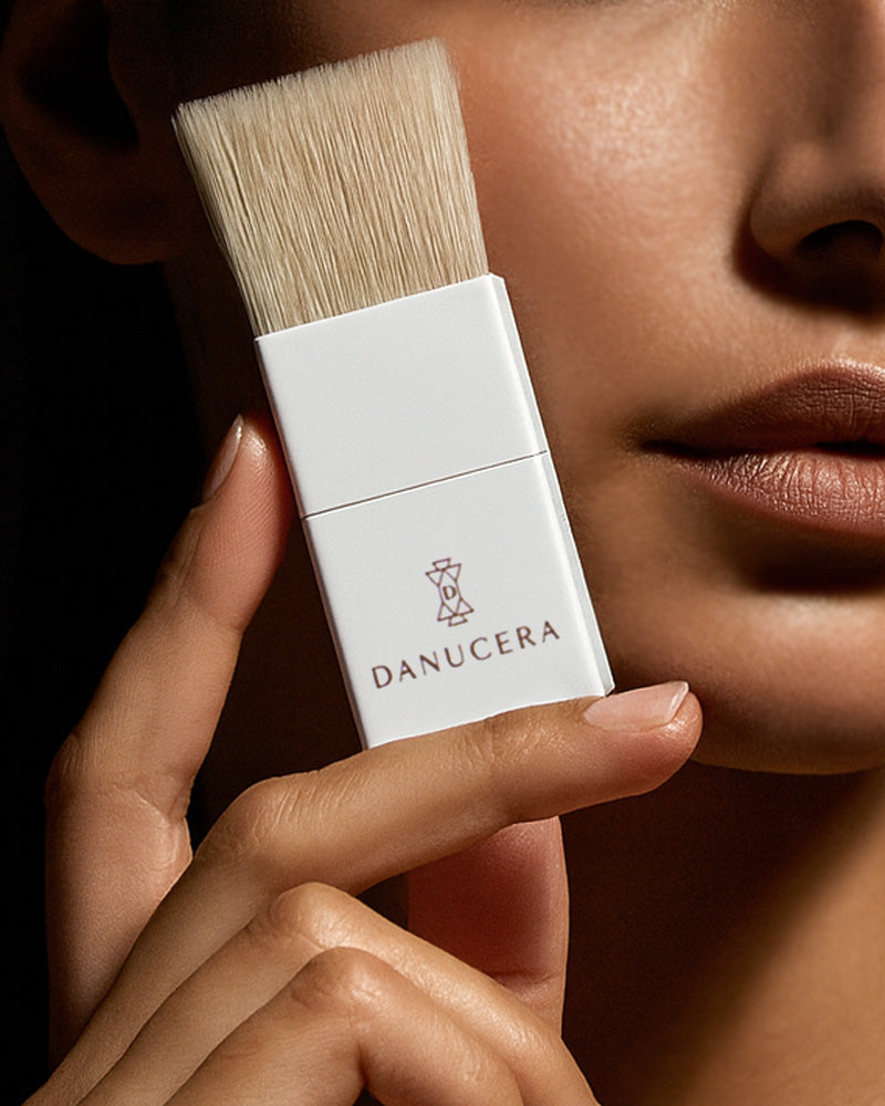 DANUCERA BRUSH